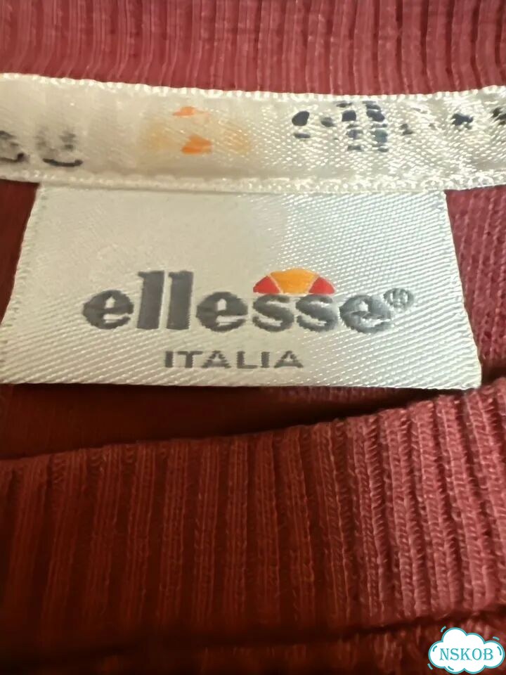 Свитшот ellesse красный фото 5