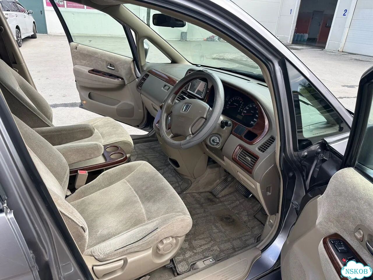 Honda Odyssey 2.3 AT, 2001, 300 000 км фото 7