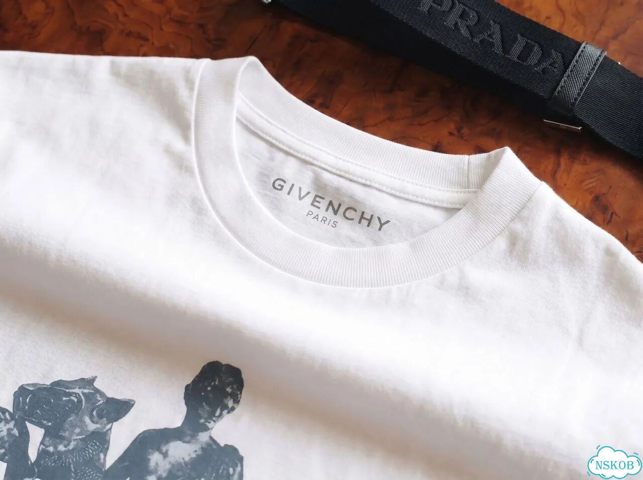 Футболка Givenchy Paris белая фото 3