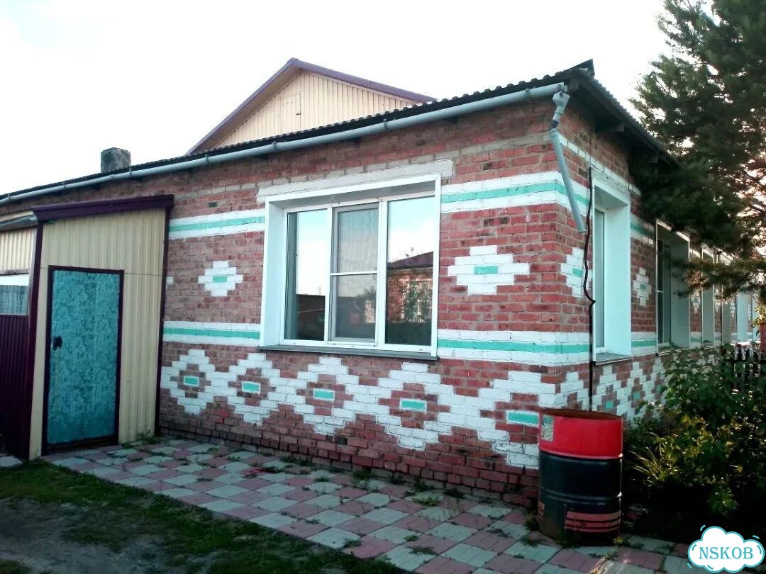 4-к. квартира, 110 м², 1/1 эт. фото 3
