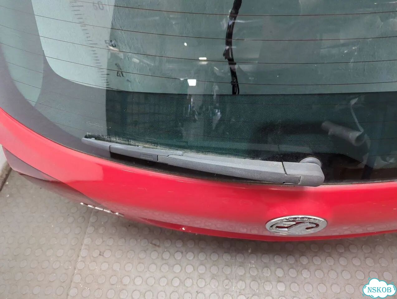 Крышка багажника Opel Astra J фото 10