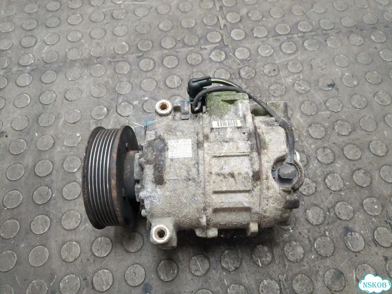 Компрессор кондиционера Volkswagen Touareg фото 3