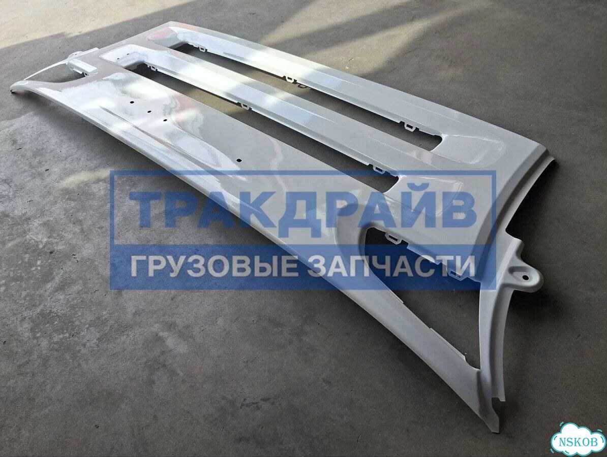 Решетка радиатора верхняя для Scania 5 серии фото 1