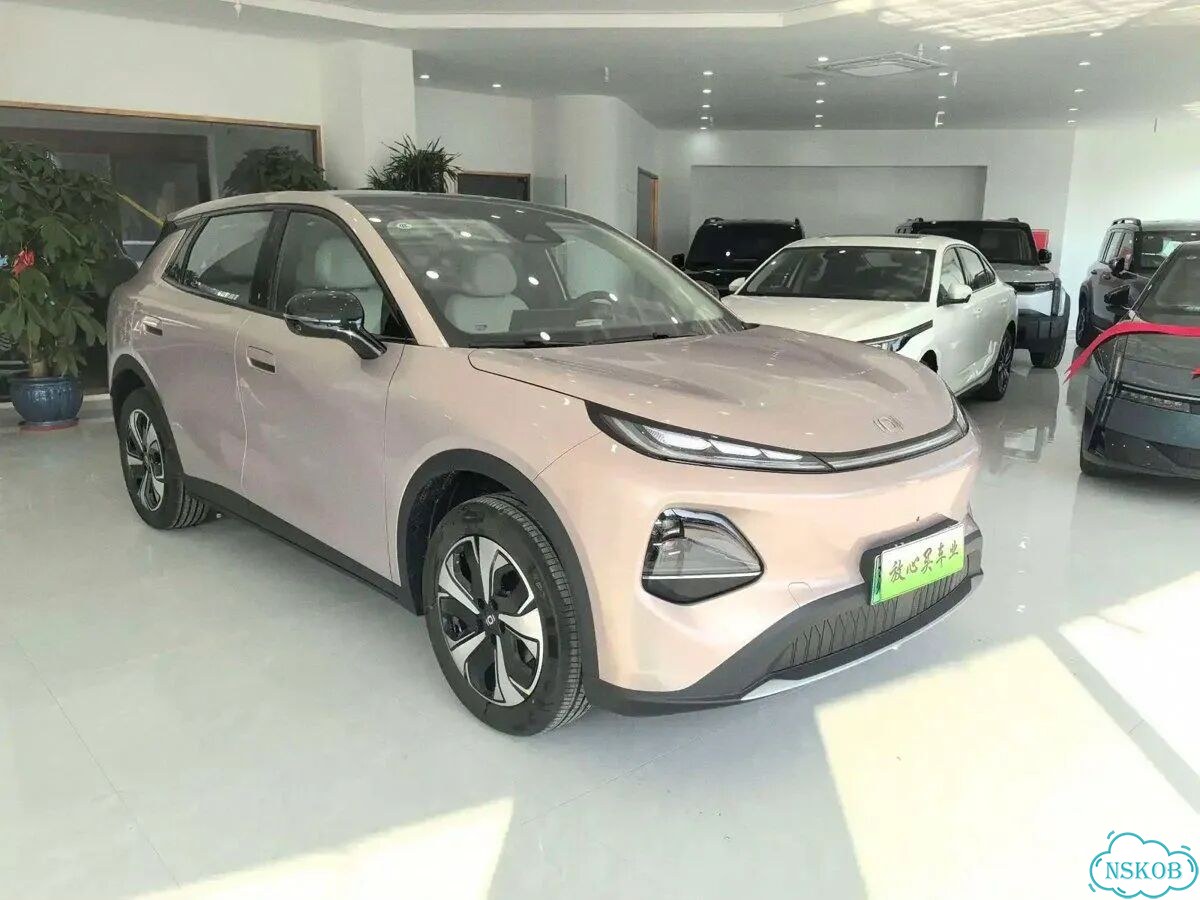 Авто из Китая. Changan Qiyuan Nevo Q05, Электро двигатель фото 1