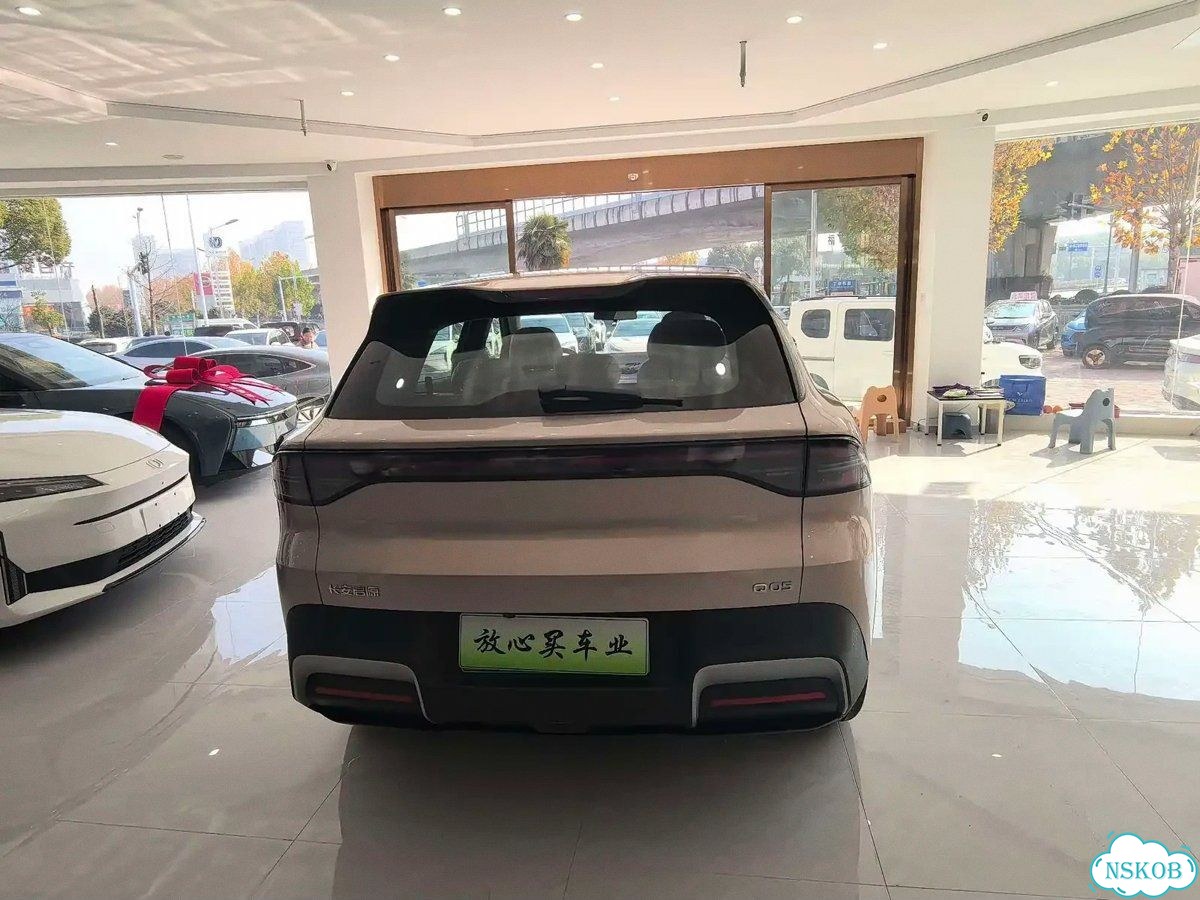 Авто из Китая. Changan Qiyuan Nevo Q05, Электро двигатель фото 4