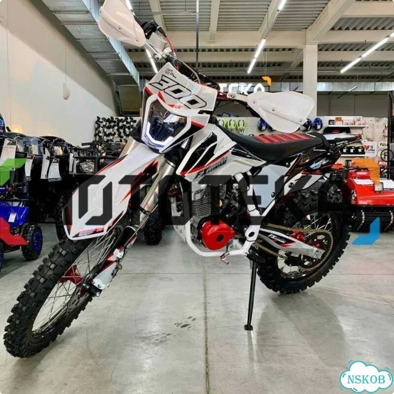 FXMOTO CB 300F, 2026, 1 км фото 2