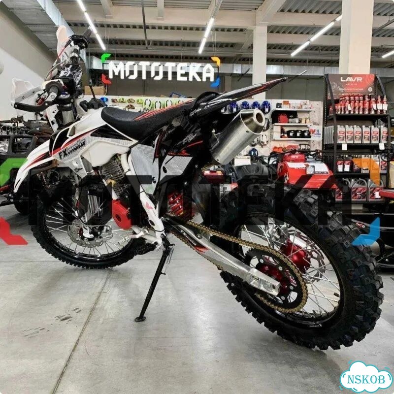 FXMOTO CB 300F, 2026, 1 км фото 3