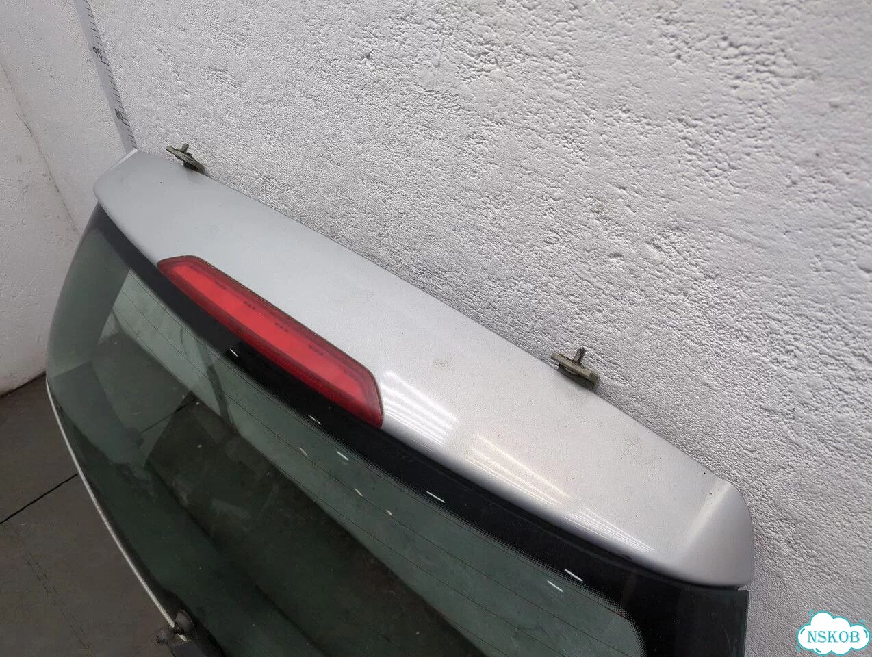 Крышка багажника Volkswagen Polo фото 2