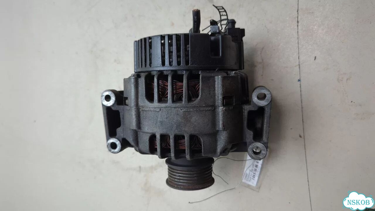 Генератор Audi A4 (B6) фото 3