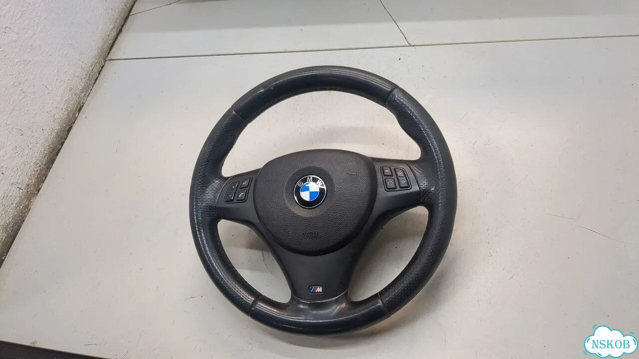 Руль BMW 1 E87 фото 1