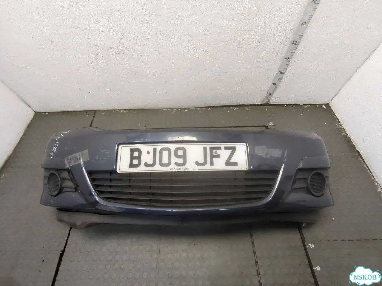 Бампер передний Opel Meriva фото 1