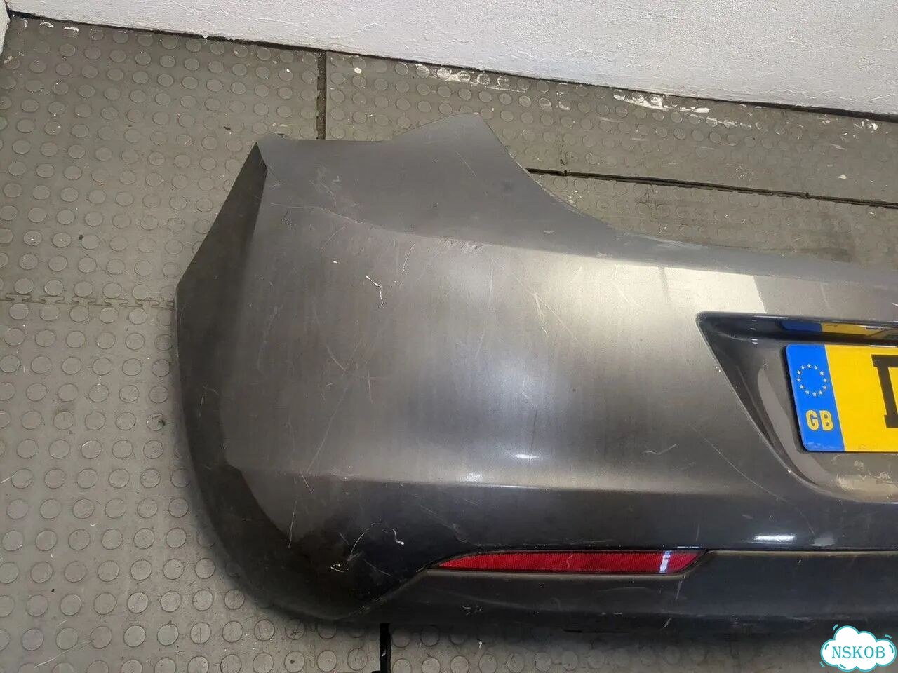 Бампер задний Opel Astra J фото 3