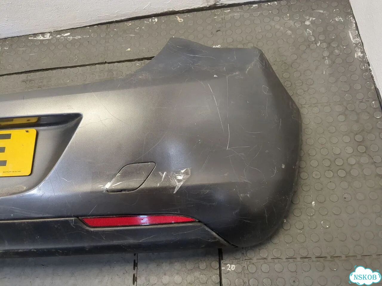 Бампер задний Opel Astra J фото 4