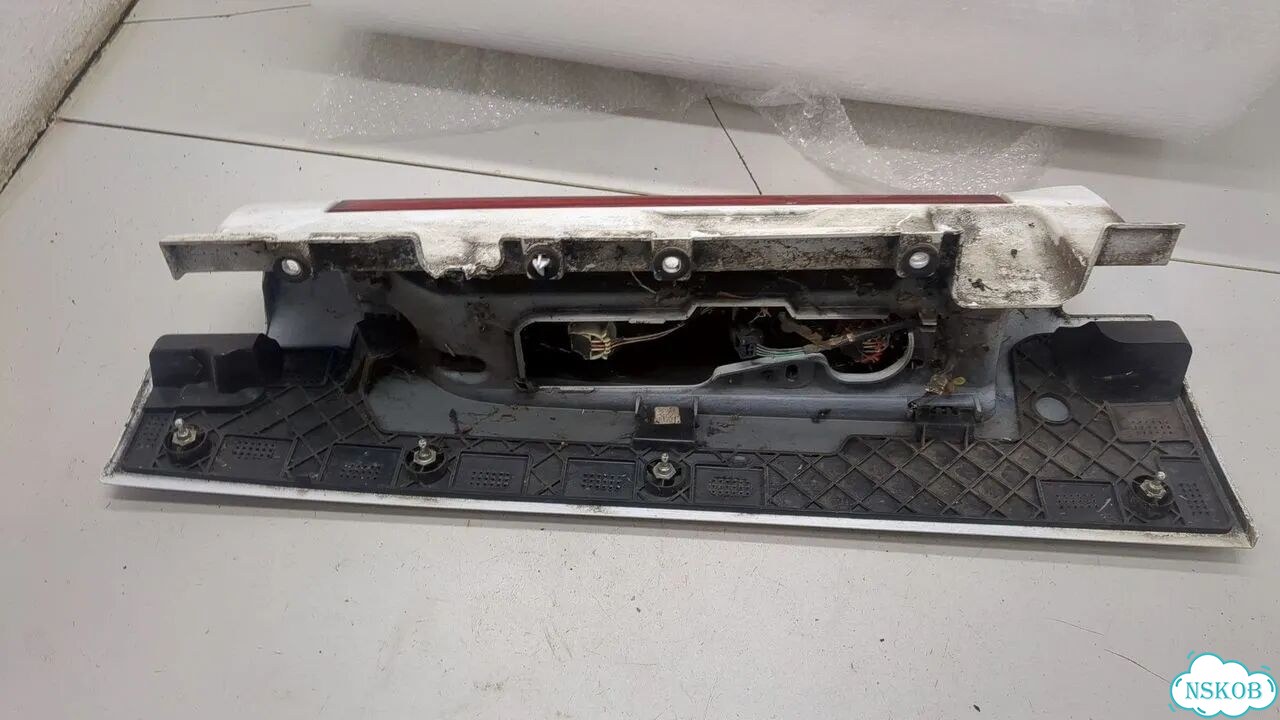 Фонарь (задний) правый Opel Vivaro фото 5