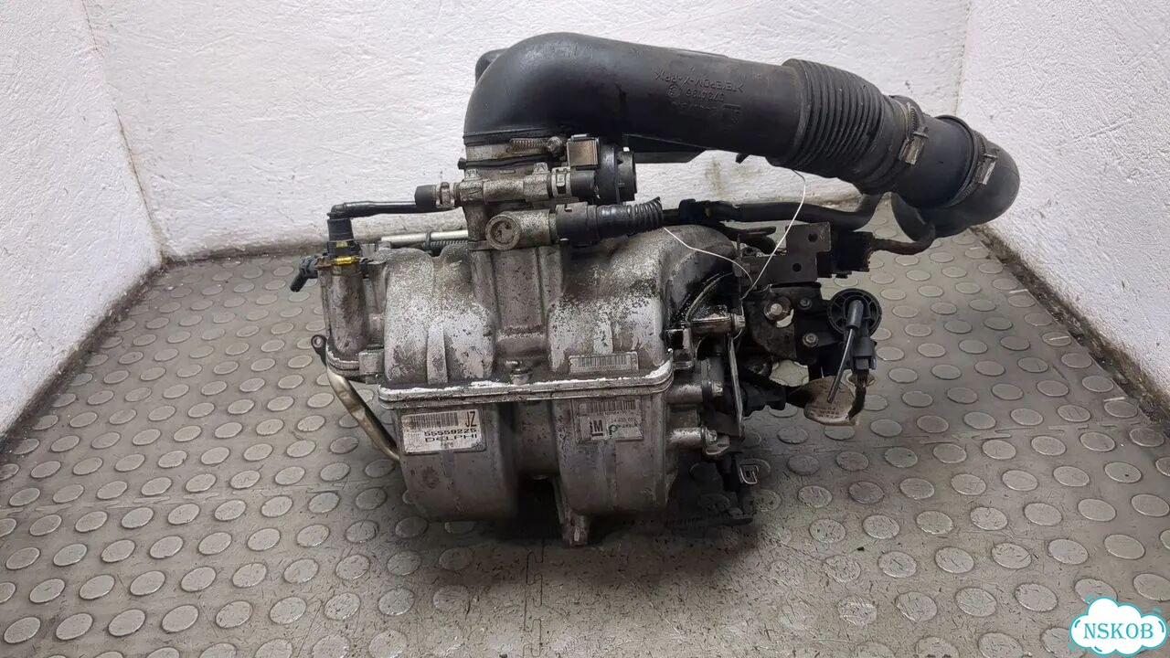 Коллектор впускной Opel Zafira B фото 6