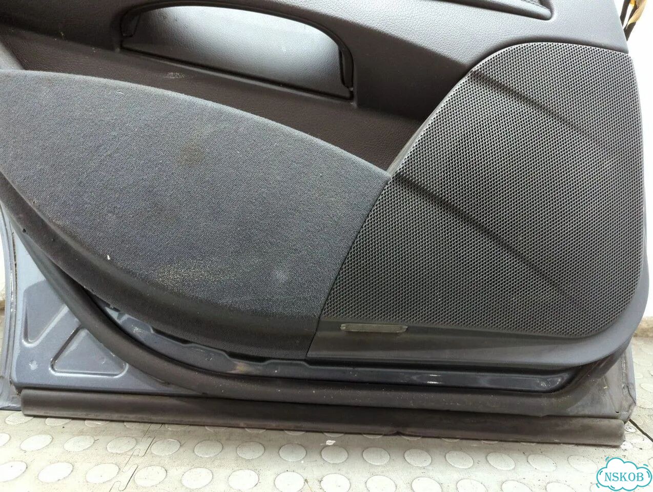 Дверь боковая левая задняя Mercedes E W211 фото 7
