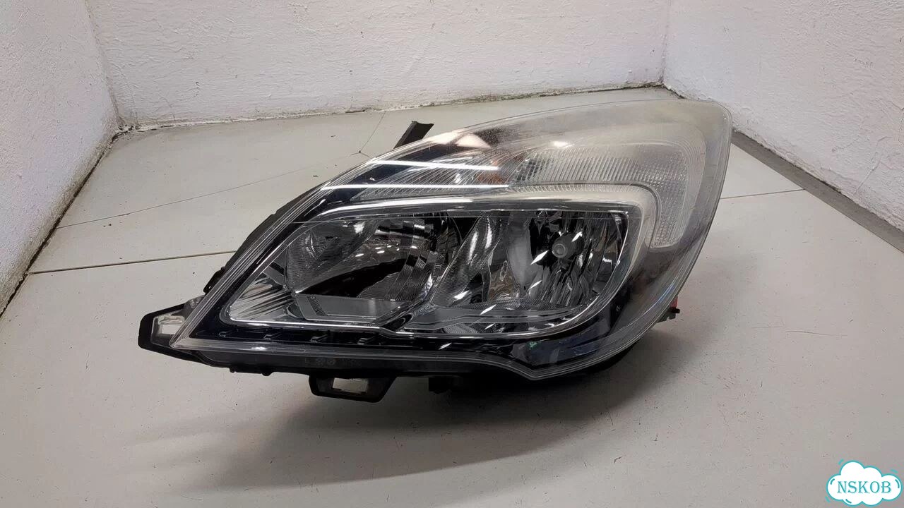 Фара (передняя) левая Opel Meriva фото 1