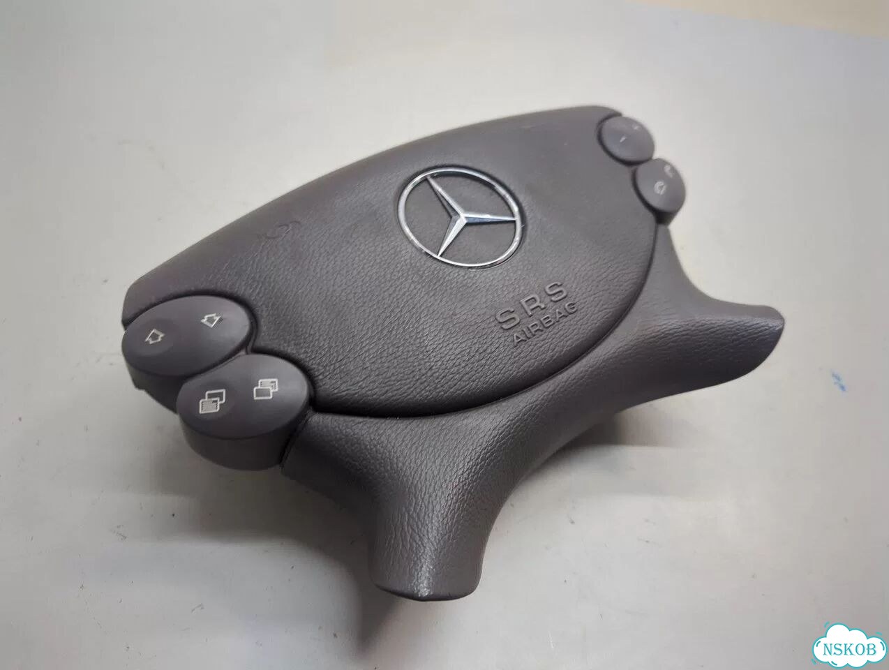 Подушка безопасности водителя Mercedes E W211 фото 1