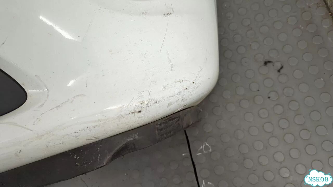 Бампер передний Opel Vivaro фото 7