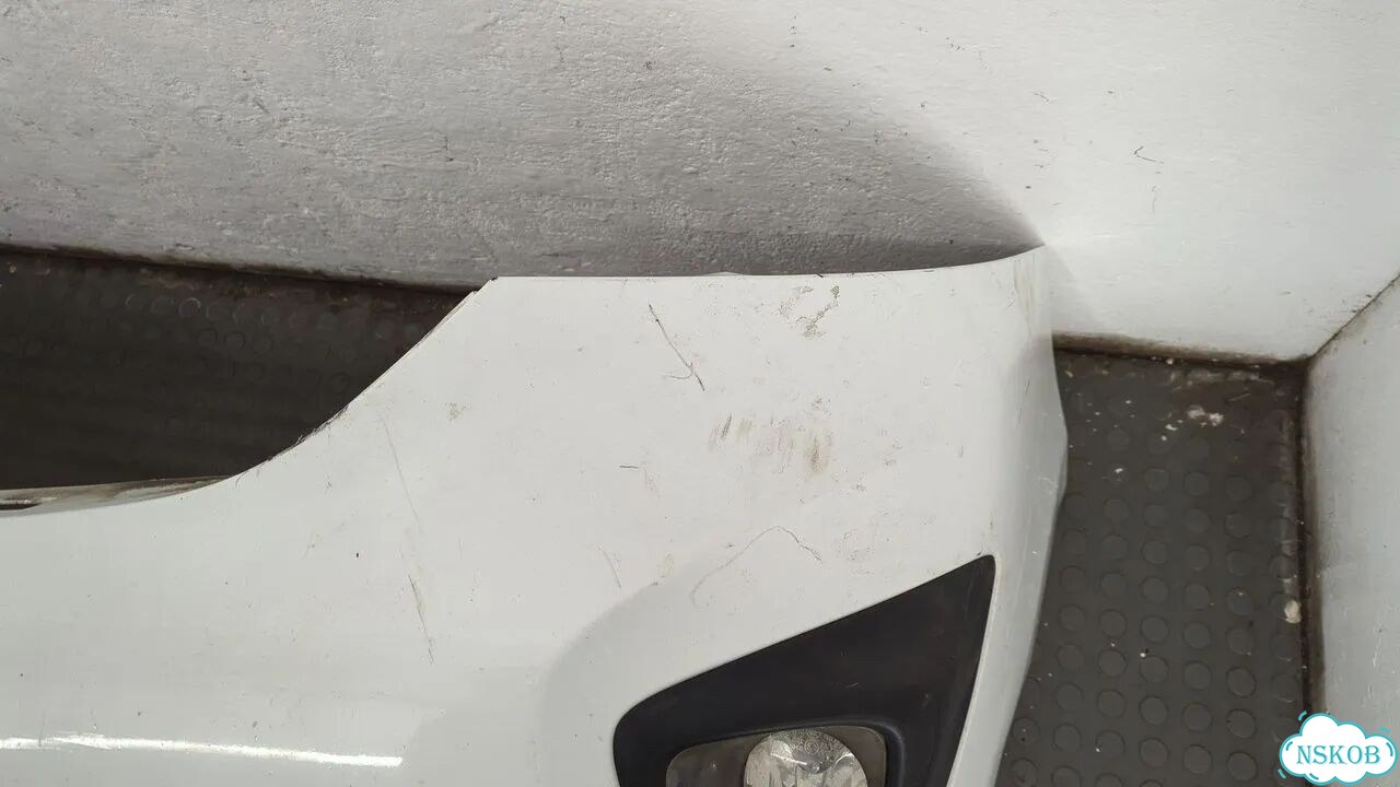 Бампер передний Opel Vivaro фото 8