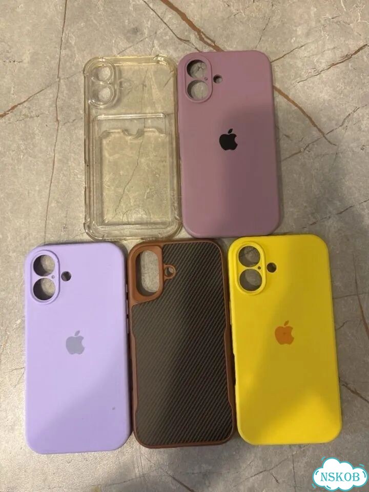 Чехол на iPhone 16 фото 1