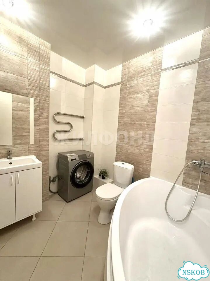 2-к. квартира, 70 м², 8/17 эт. фото 9
