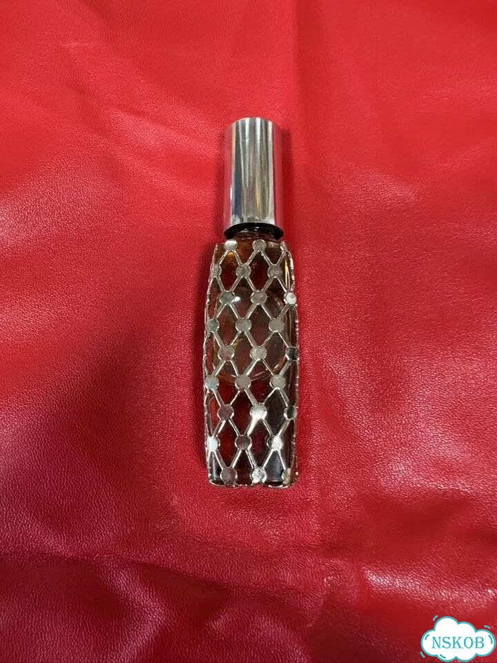 Пустые коллекционные флаконы от духов estee lauder фото 3