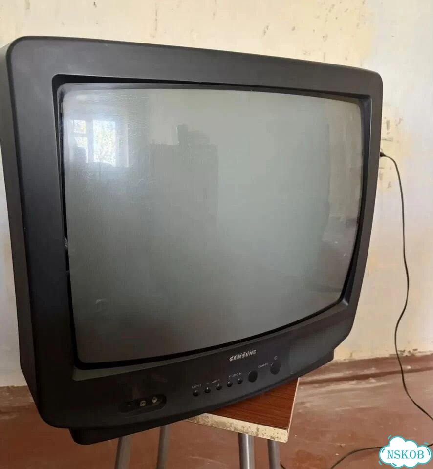 Телевизор samsung бу фото 1