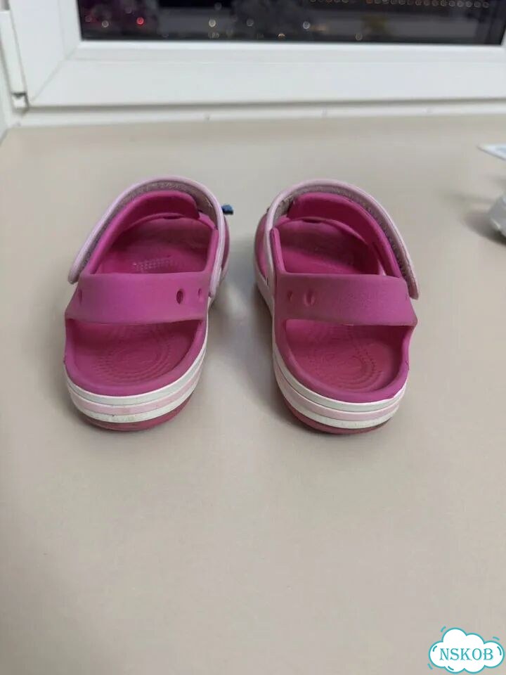 Сандали crocs фото 3