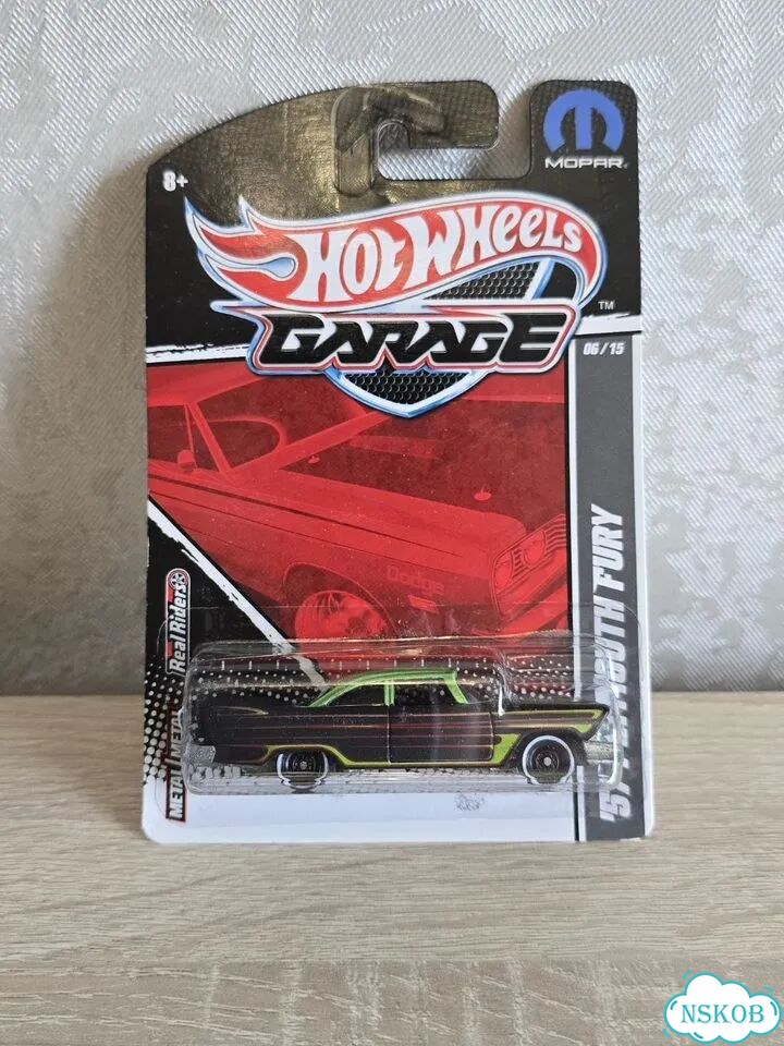 Hot wheels Premium Plymouth fury фото 1