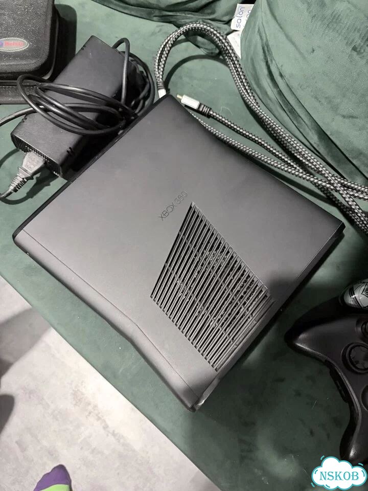 Xbox 360 slim прошитый фото 5