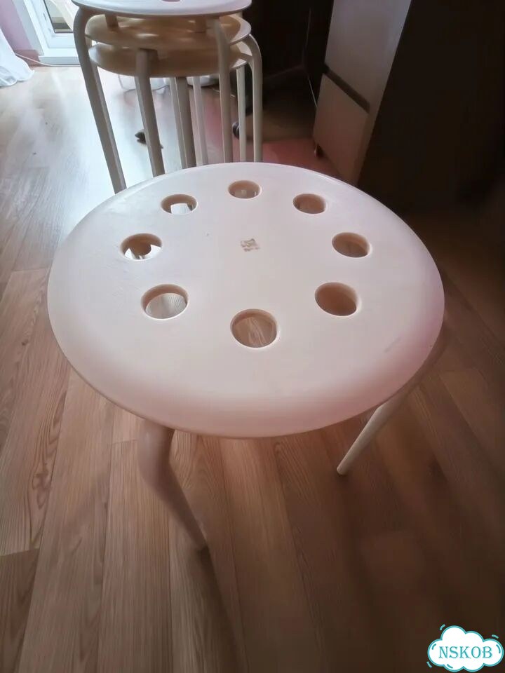 Табуретка IKEA белая фото 1