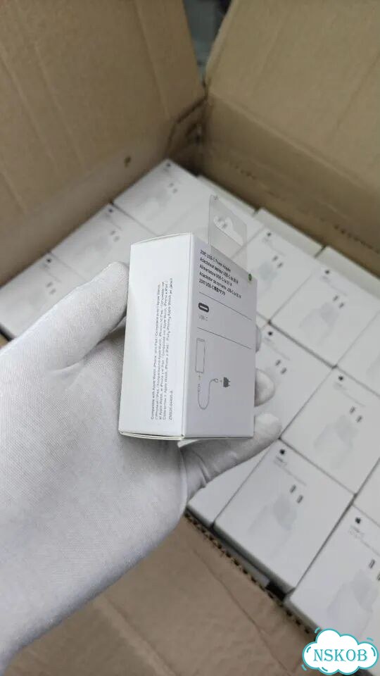 Блок питания Apple 20W USB-C для iPhone (Оптом) фото 11