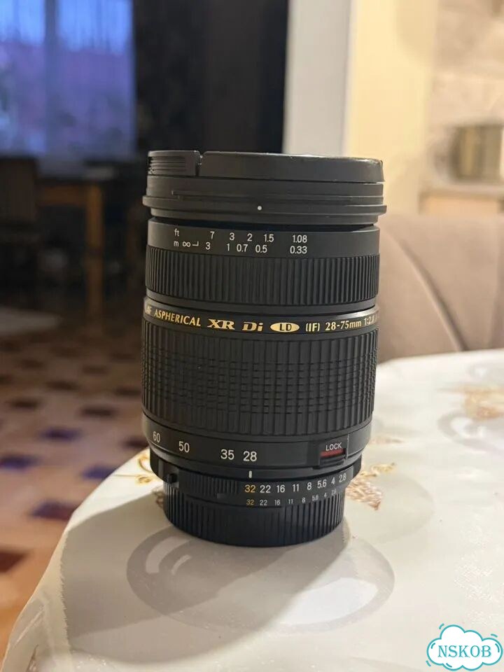 Tamron 28–75mm f/2.8 с байонетом Nikon F фото 1