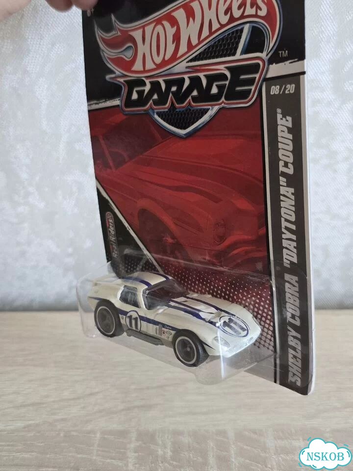 Hot wheels garage shelby cobra Daytona фото 3