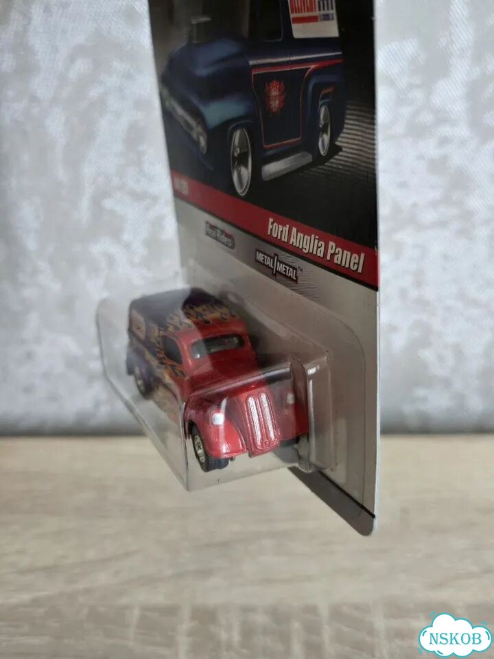 Hot wheels Premium ford Anglia panel фото 3