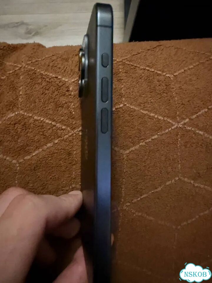 iPhone 15 Pro, 1 ТБ, SIM + eSIM фото 2