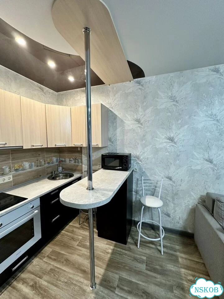 Квартира-студия, 33 м², 4/18 эт. фото 3