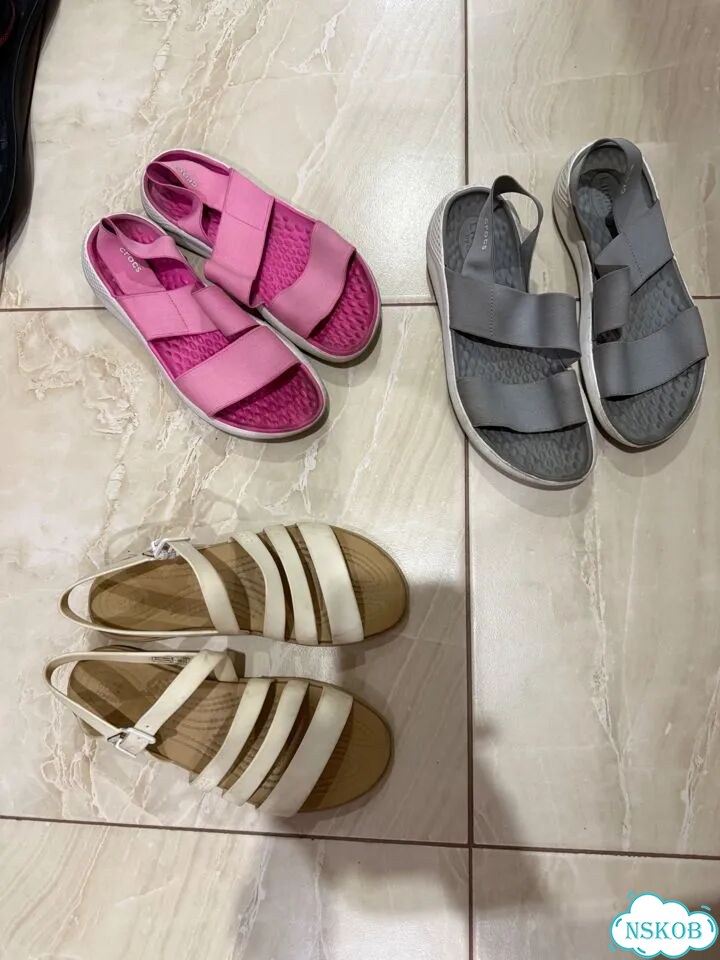 Сандалии crocs фото 1