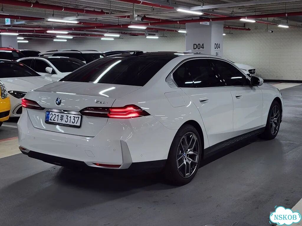 BMW 5 серия 2.0 AT, 2025, 10 500 км фото 4