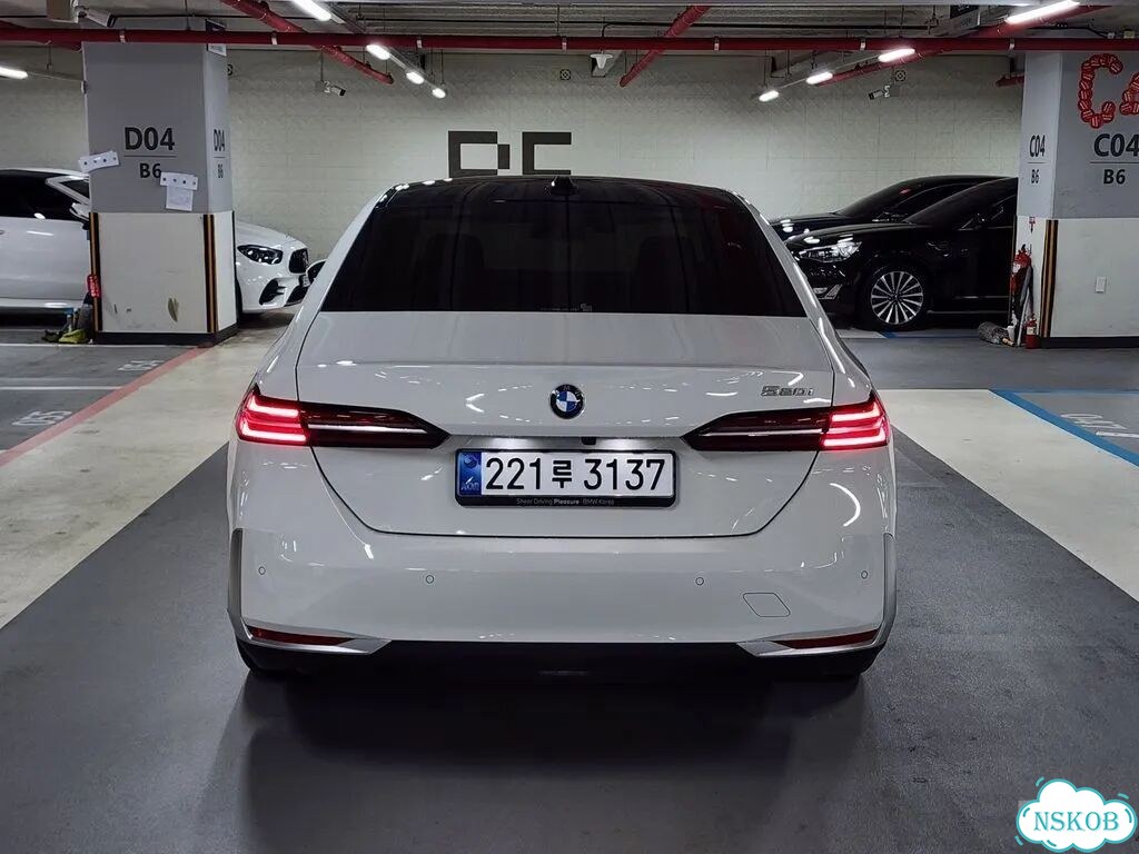 BMW 5 серия 2.0 AT, 2025, 10 500 км фото 5