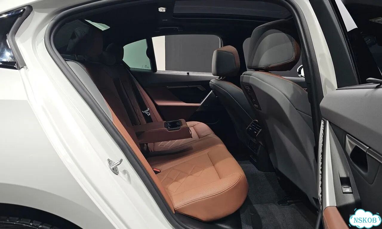 BMW 5 серия 2.0 AT, 2025, 21 400 км фото 19