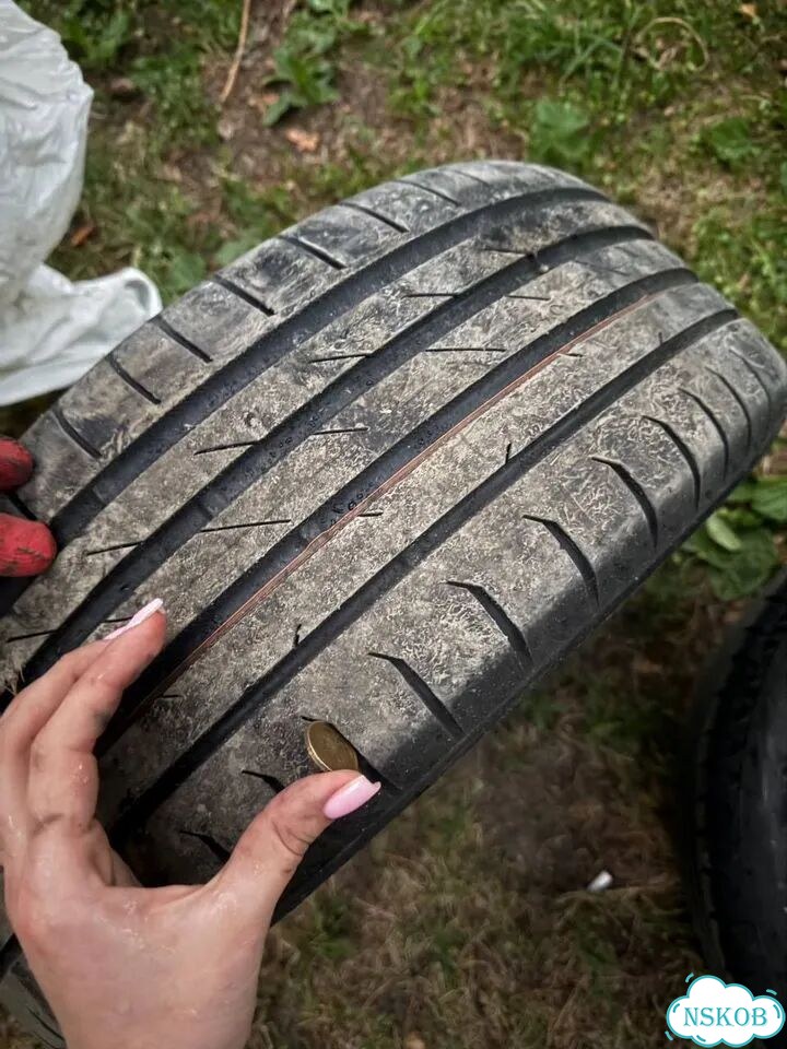 Шины Ikon Tyres на дисках Xtrike 215 / 50 / 17 фото 1