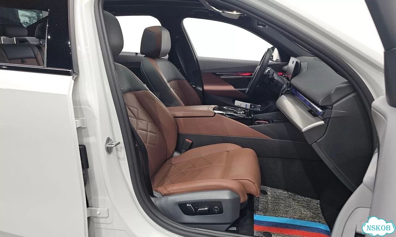 BMW 5 серия 2.0 AT, 2025, 36 000 км фото 17