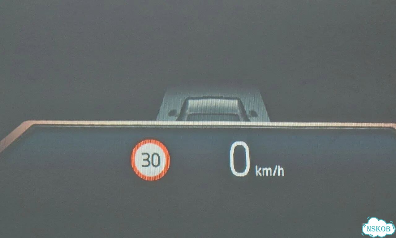 BMW 5 серия 2.0 AT, 2025, 36 000 км фото 31