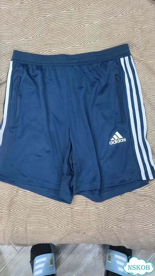 Мужские шорты Adidas фото 3