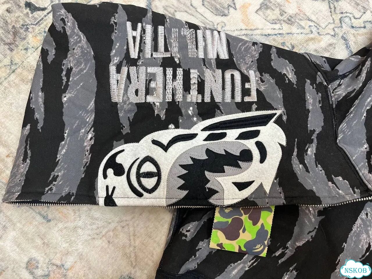 Серый Зип худи tiger Bape фото 6