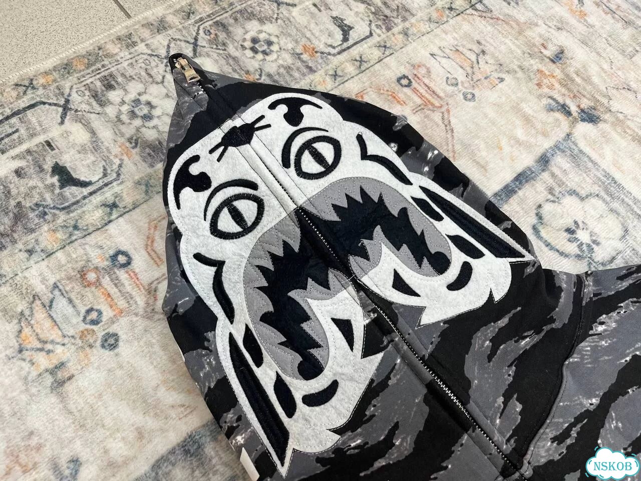 Серый Зип худи tiger Bape фото 7