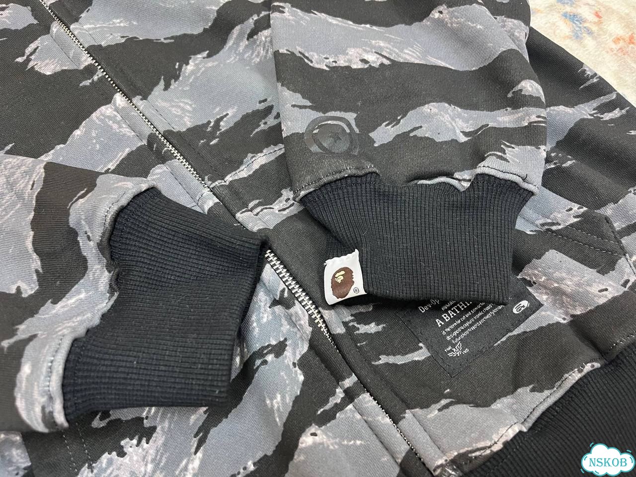 Серый Зип худи tiger Bape фото 9