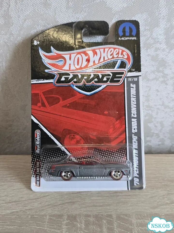 Hot wheels garage plymouth hemi cuda фото 1